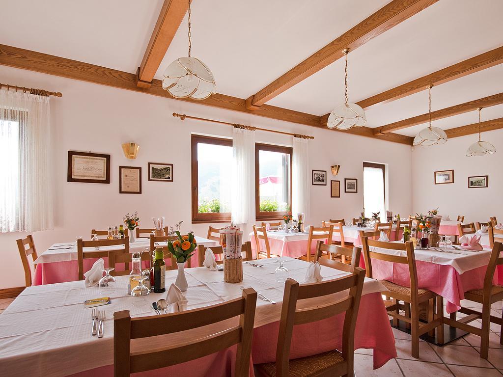 Albergo Alpino Da Tullio Авио Экстерьер фото