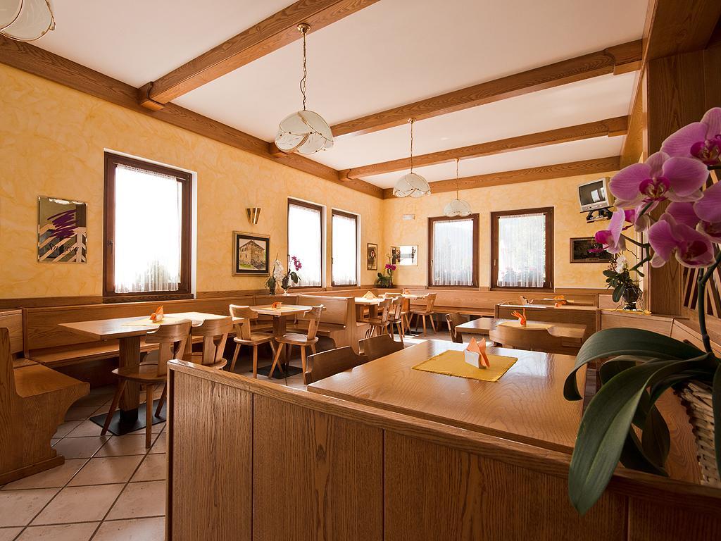Albergo Alpino Da Tullio Авио Экстерьер фото