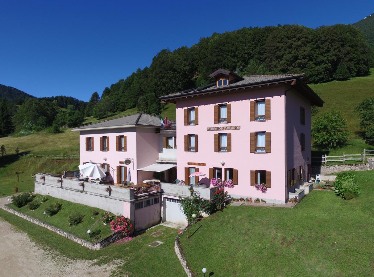 Albergo Alpino Da Tullio Авио Экстерьер фото