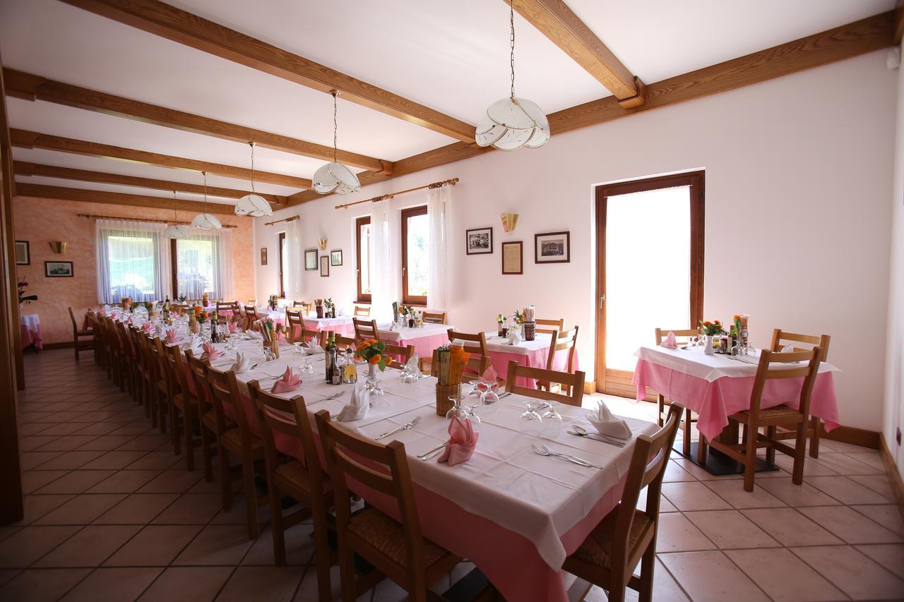Albergo Alpino Da Tullio Авио Экстерьер фото